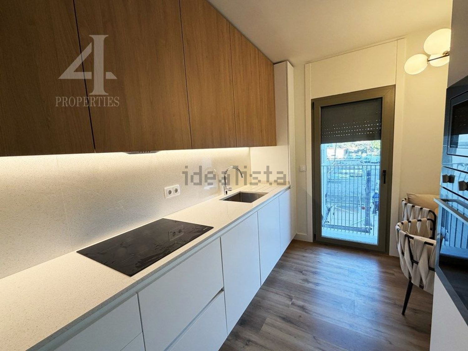 公寓 t1出售在Rua Pablo Neruda, 4 - 厨房