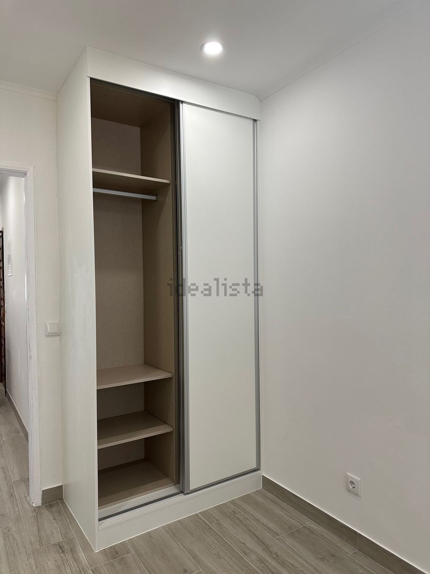 出租公寓 t1在Baixa da Banheira - 试衣间