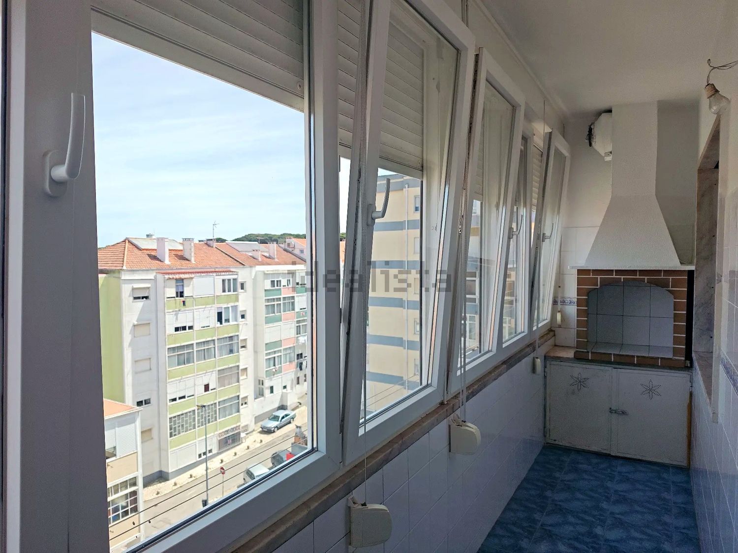 公寓 t1出售在Rua António Sérgio - 阳台