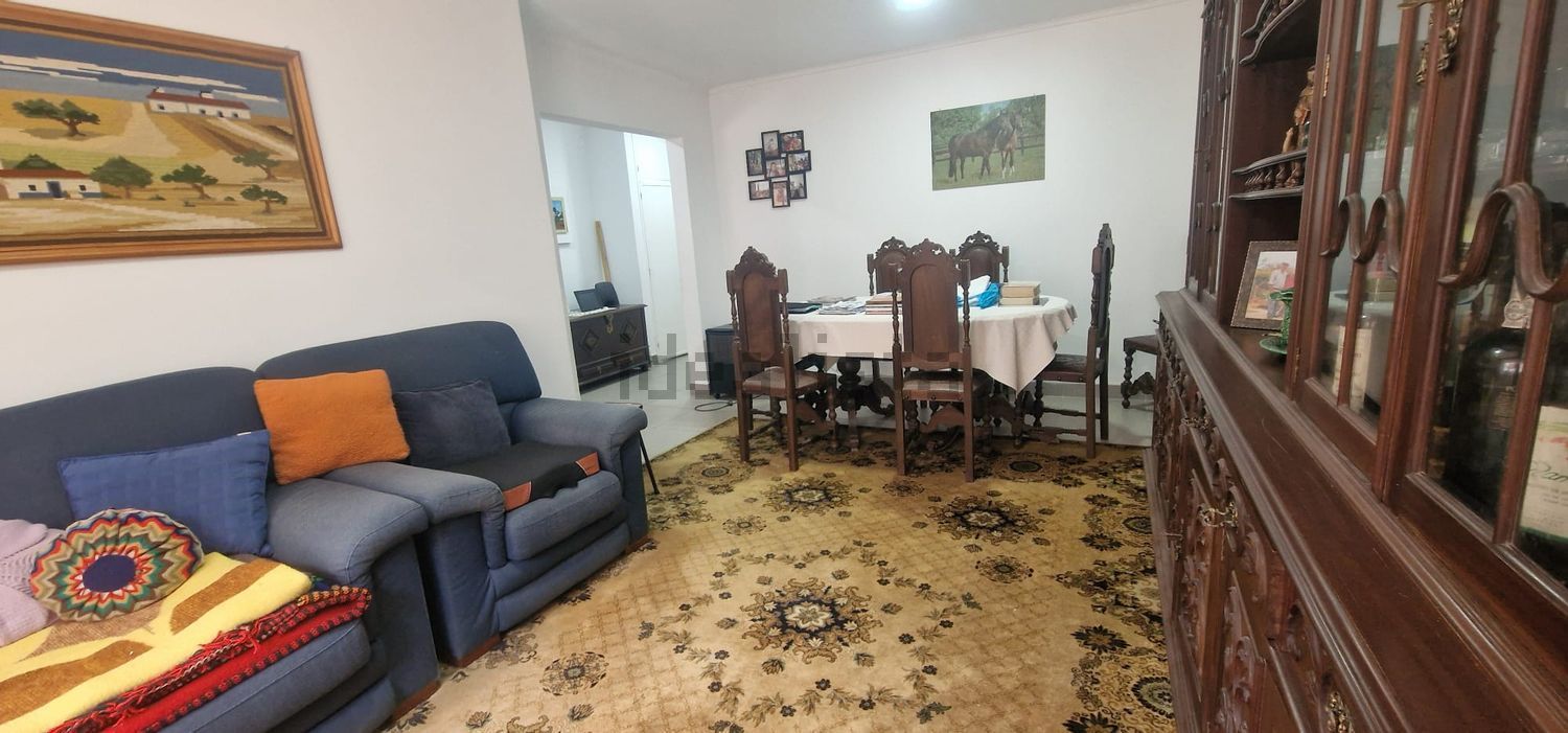 出租公寓 t2在Praça Salgueiro Maia - 客厅