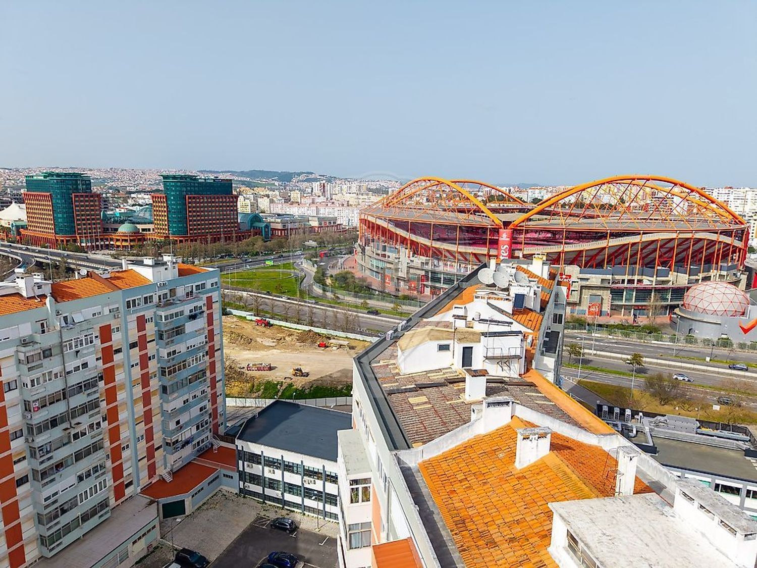 出租公寓 t1在Largo Maurício de Oliveira - 游泳池