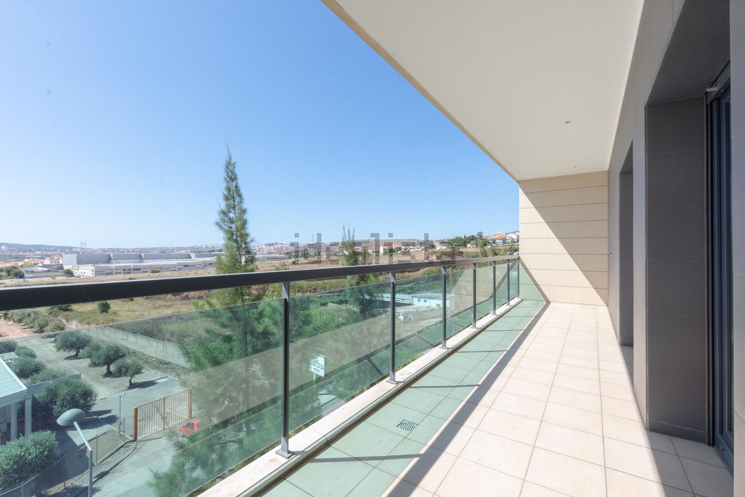 出租公寓 t4在Rua Marechal Gomes da Costa, 3 - 阳台