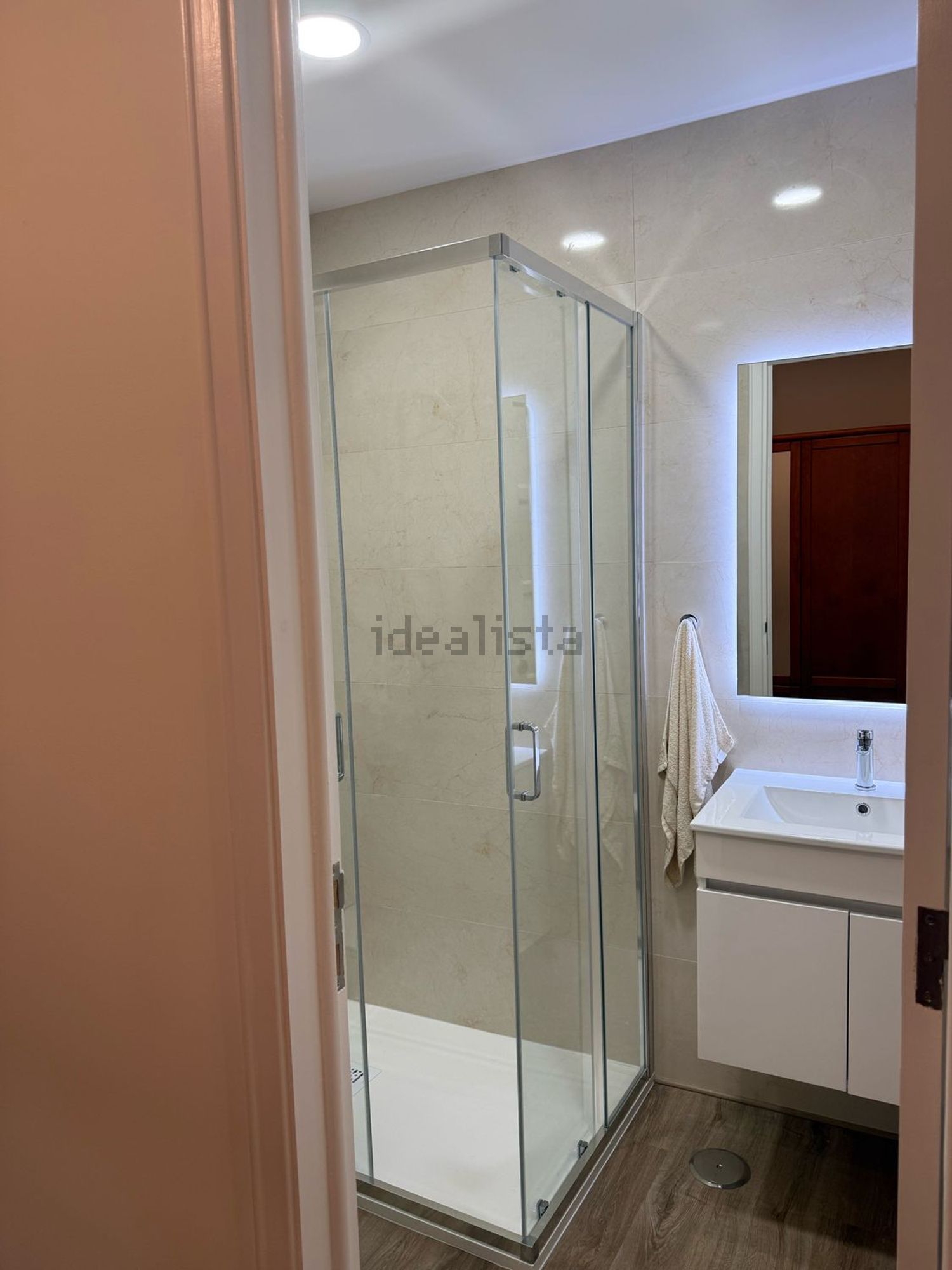 出租房间在Avenida Lourenço Marques, 11 - 卫生间