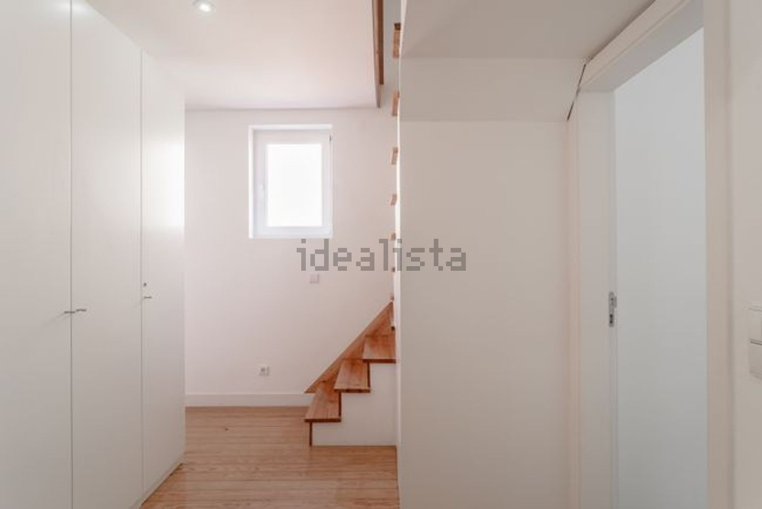 公寓 t2出售在Rua do Poço dos Negros - 过道