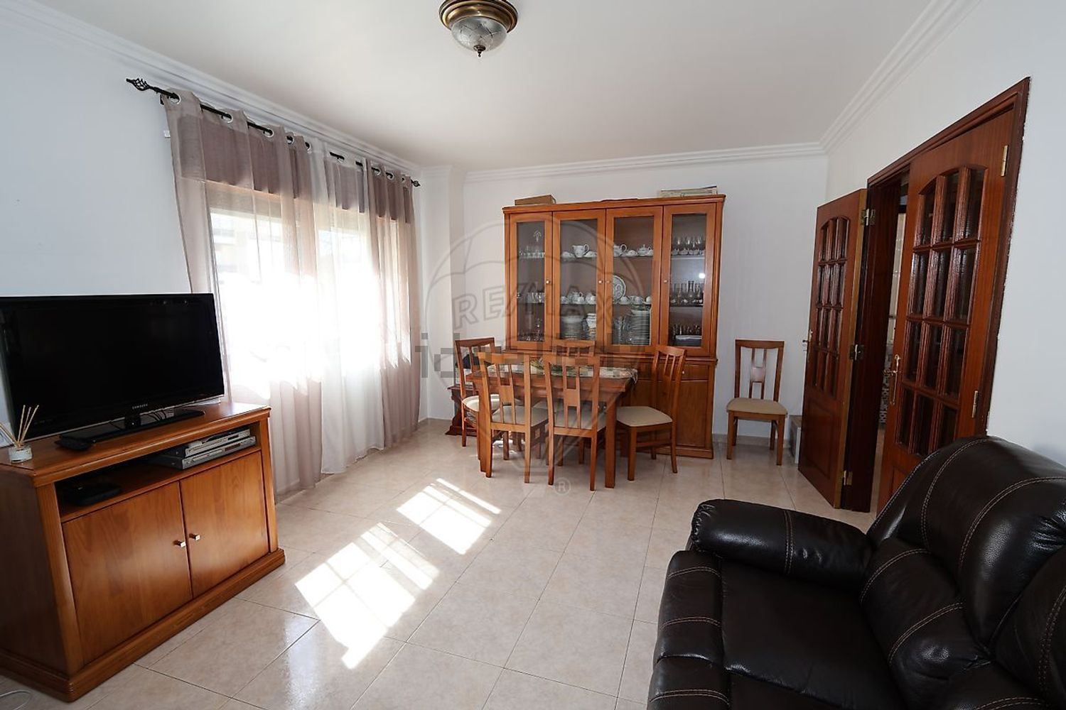 公寓 t3出售在Praceta Arcebispo Oscar Romero - 客厅