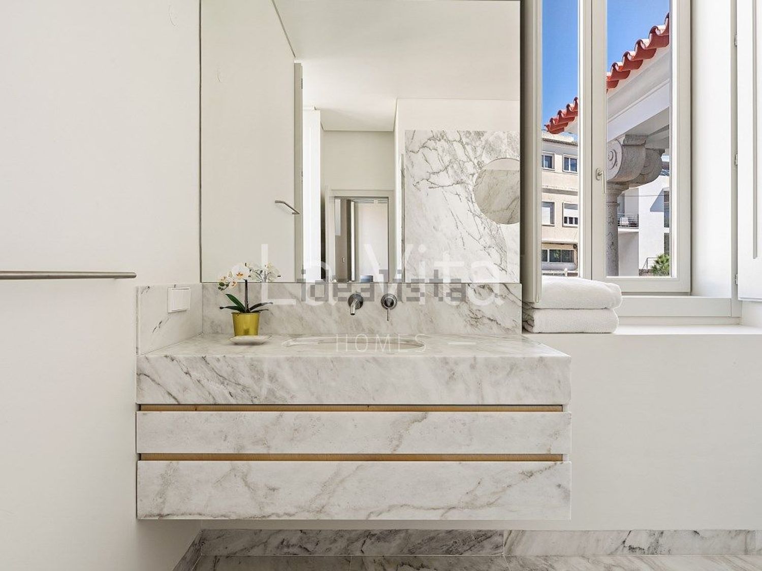 双拼别墅出售在Avenida Marginal - 照片