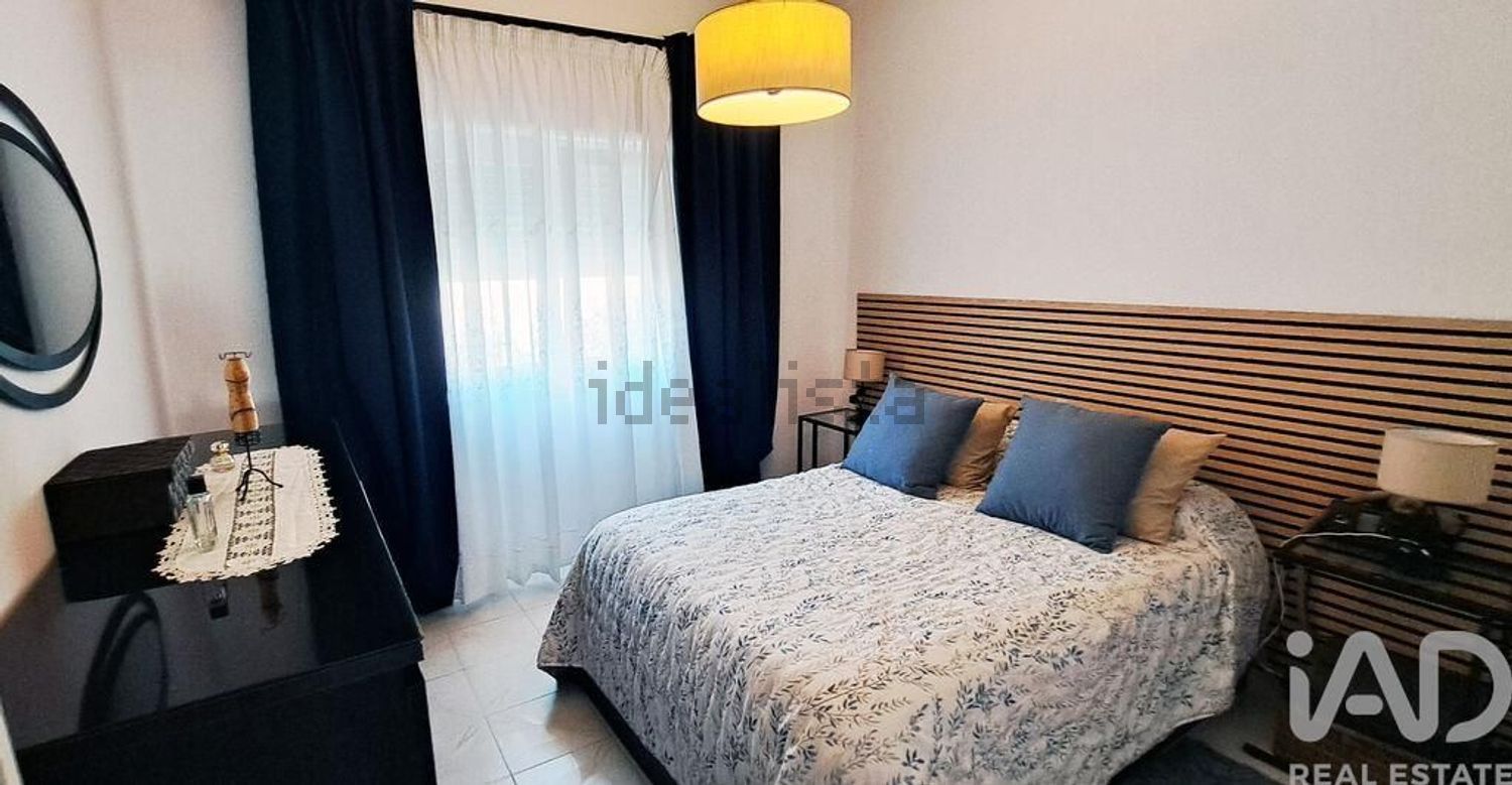 双拼别墅出售在Santa Cruz - 卧室