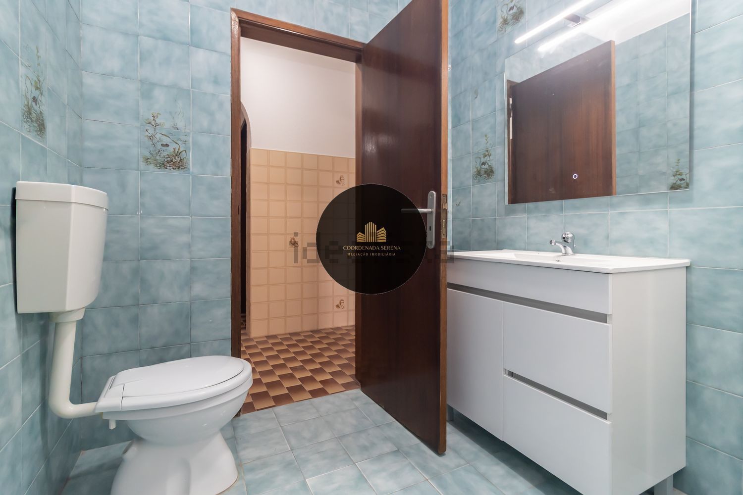 小楼房或独栋别墅出售在Cascalheira - Venda do Alcaide - 卫生间