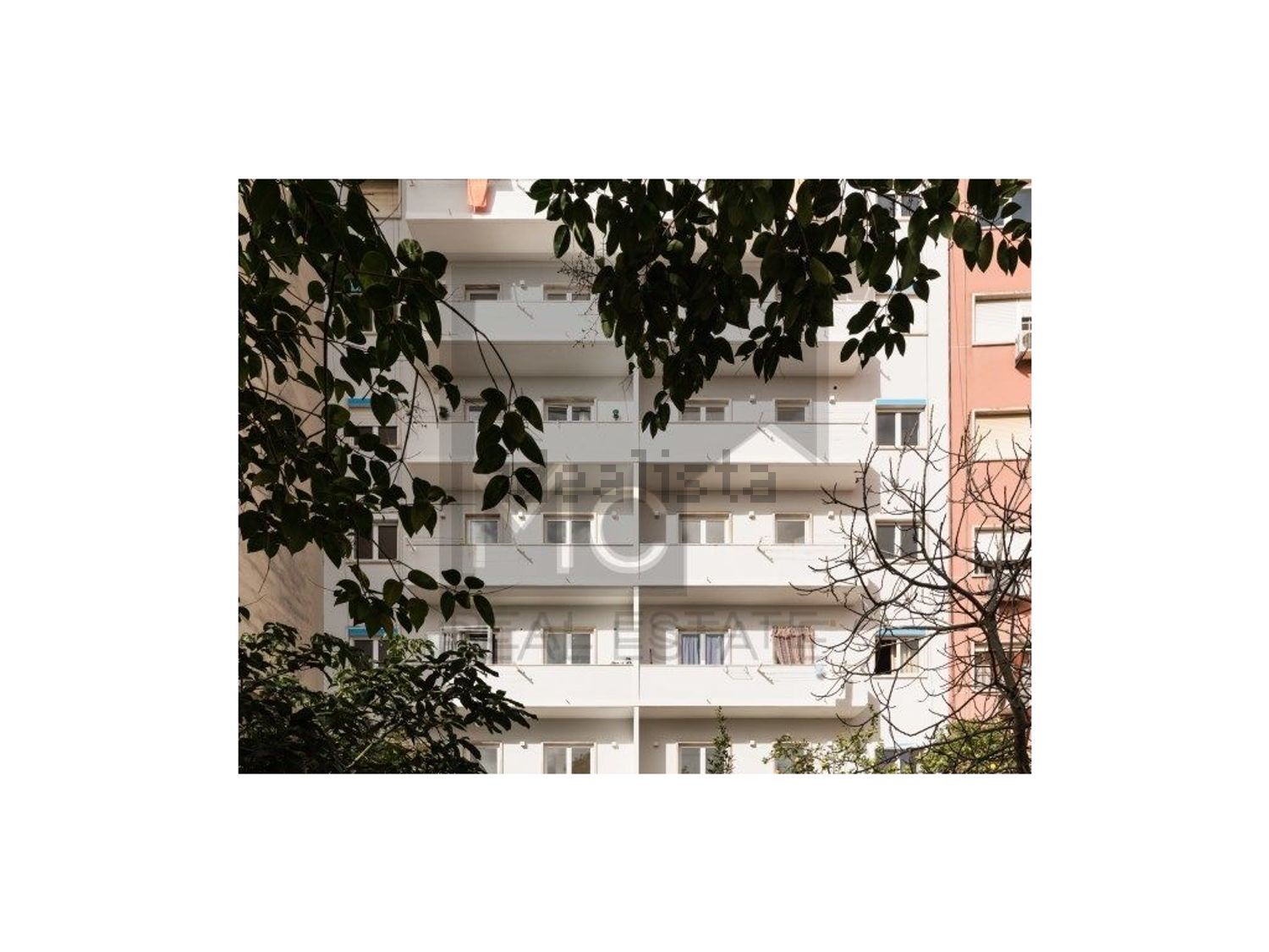 出租公寓 t2在Avenida General Roçadas, 70 C - 外立面