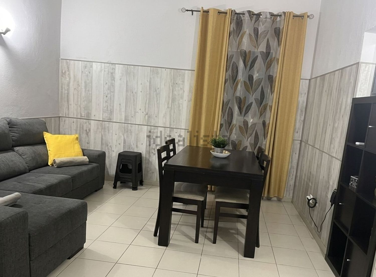 出租公寓 t2在Avenida engenheiro duarte pacheco, 12 - 客厅