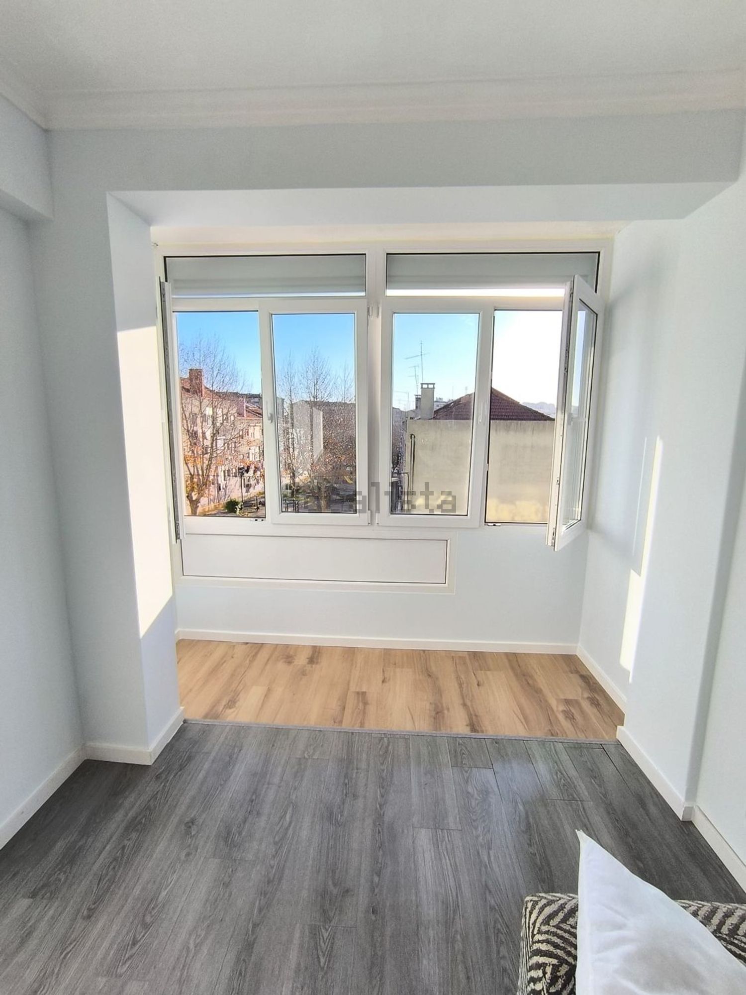 出租房间在Rua Aquilino Ribeiro - 照片