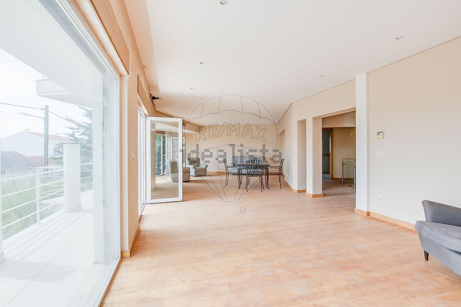 出租小楼房或独栋别墅在Marco Cabaço - Vale Cavala - 阳台