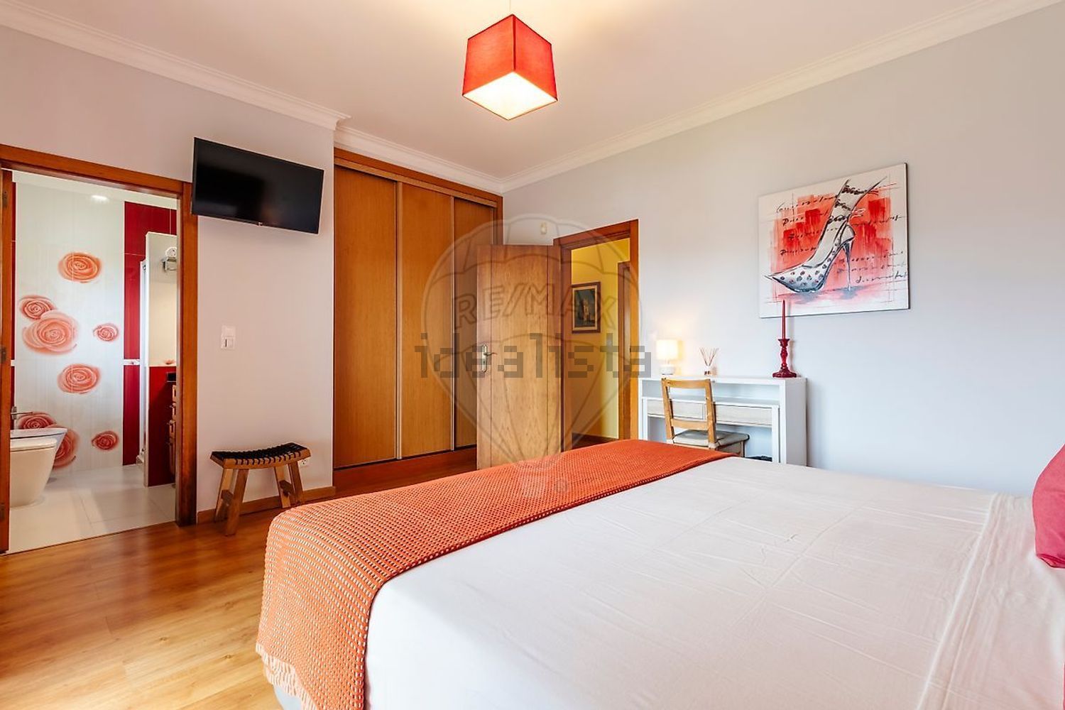 小楼房或独栋别墅出售在Estrada de Paços - 卧室