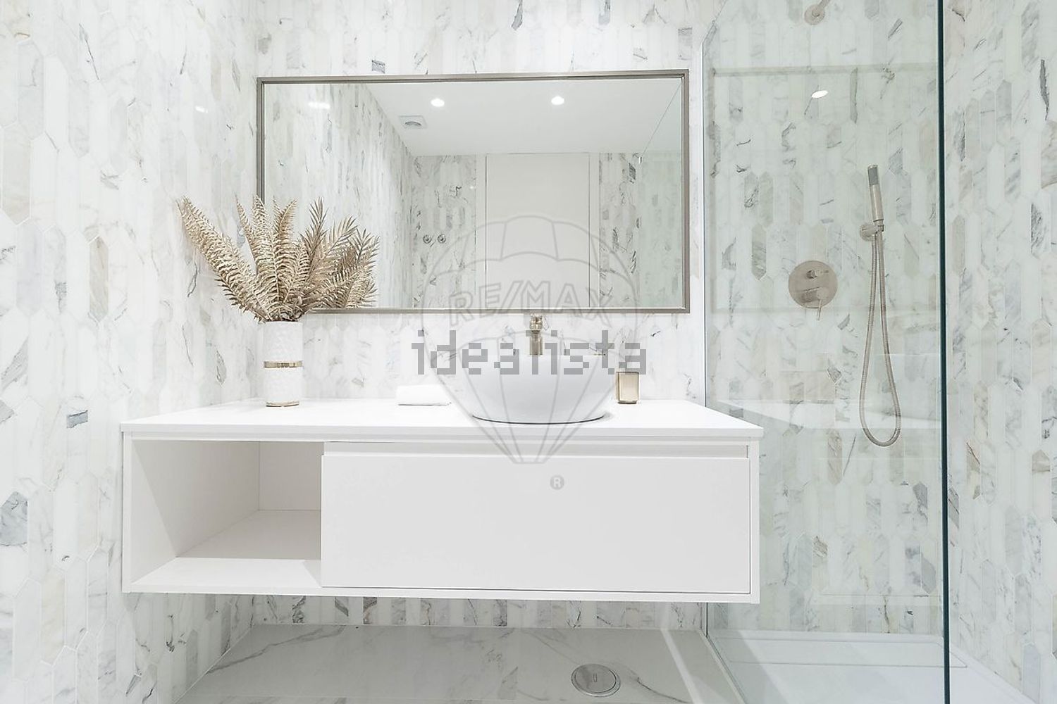 小楼房或独栋别墅出售在Travessa dos Benaventes - 卫生间