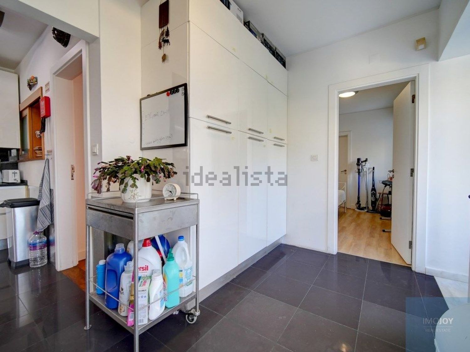 出租小楼房或独栋别墅在Rua Mato da Mina, 41 - 厨房