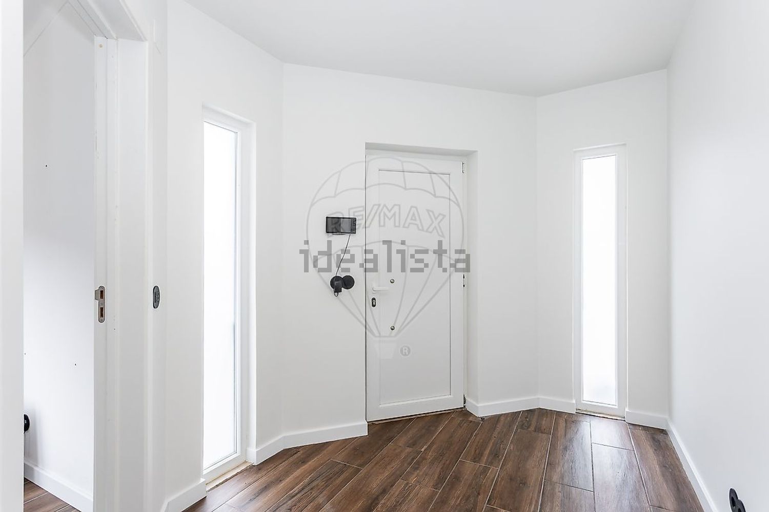 小楼房或独栋别墅出售在Rua Central - 居住