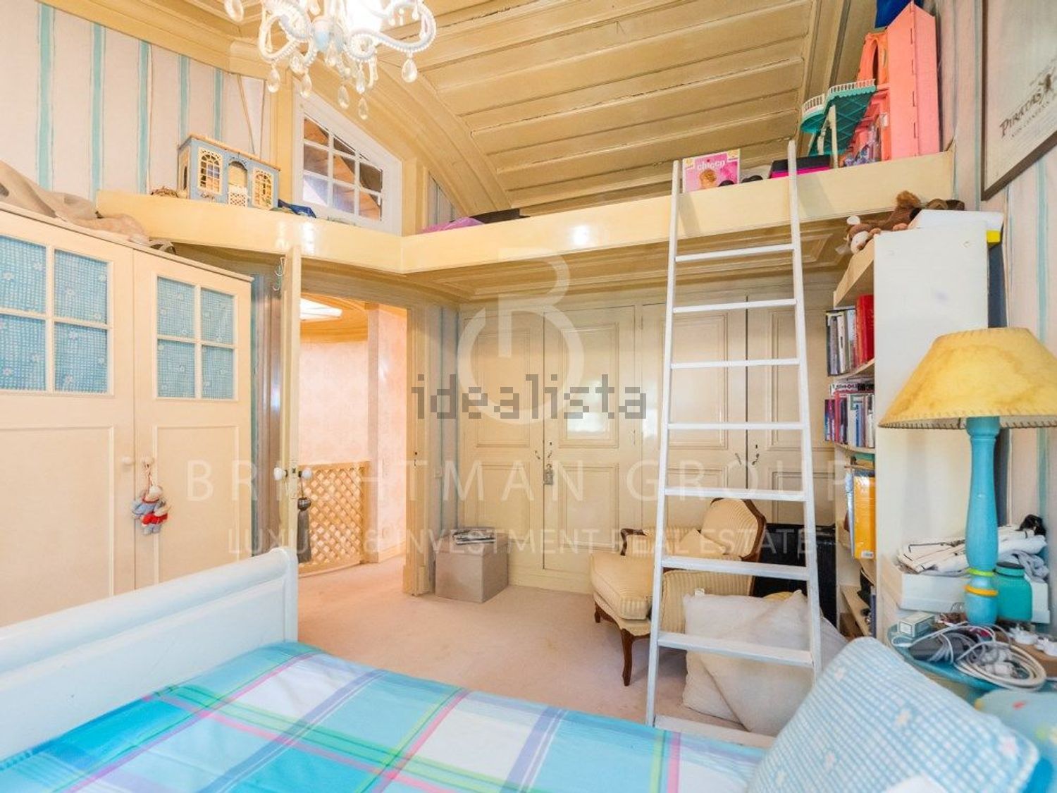 小楼房或独栋别墅出售在Carriche - Hospital das Forças Armadas - 卧室