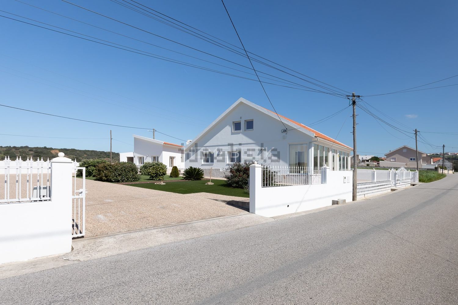 小楼房或别墅出售在Igreja Nova e Cheleiros - 外立面