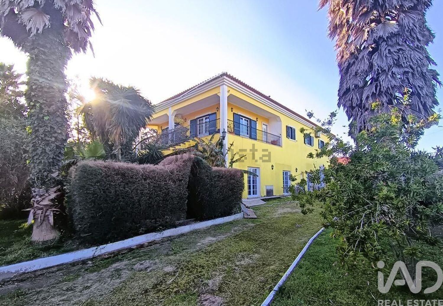 小楼房或独栋别墅出售在Castanheira do Ribatejo e Cachoeiras - 外立面