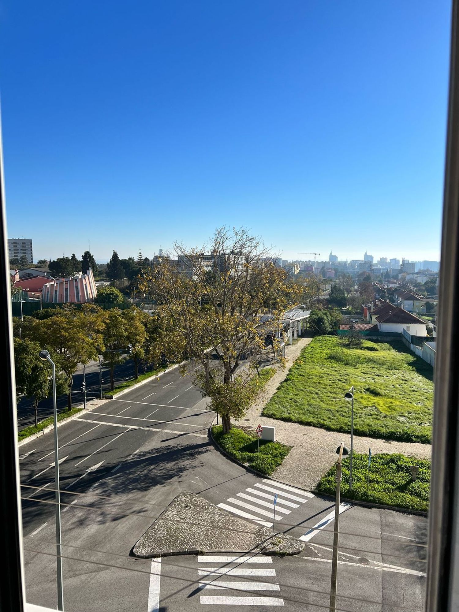 出租房间在Rua Doutor José Saraiva, 48 n - 视线