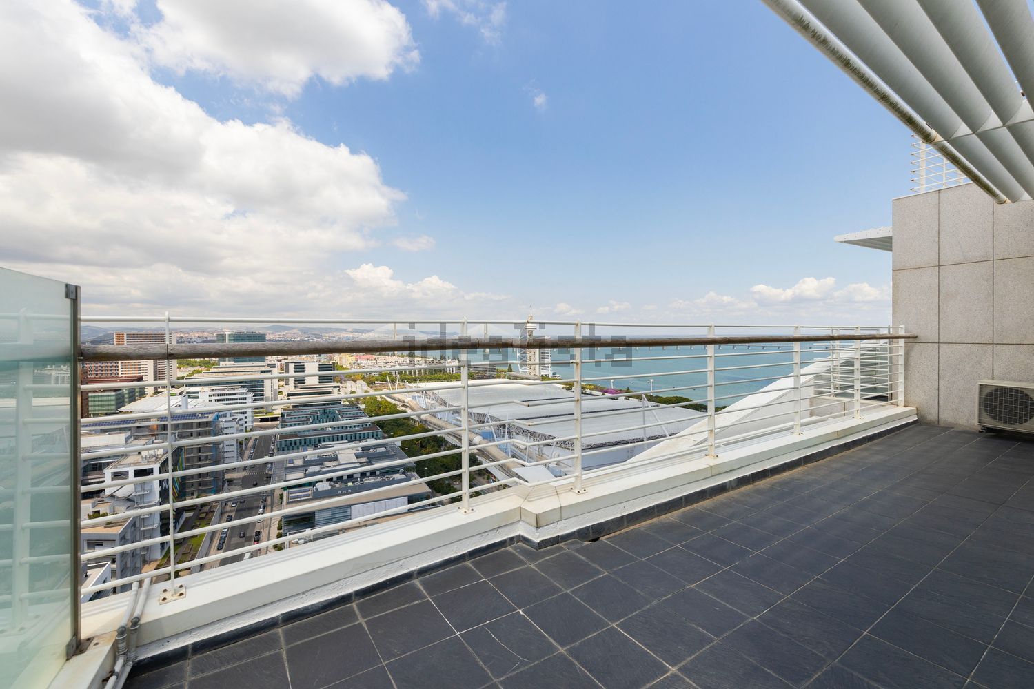 顶层公寓出售在Avenida do Índico - 阳台