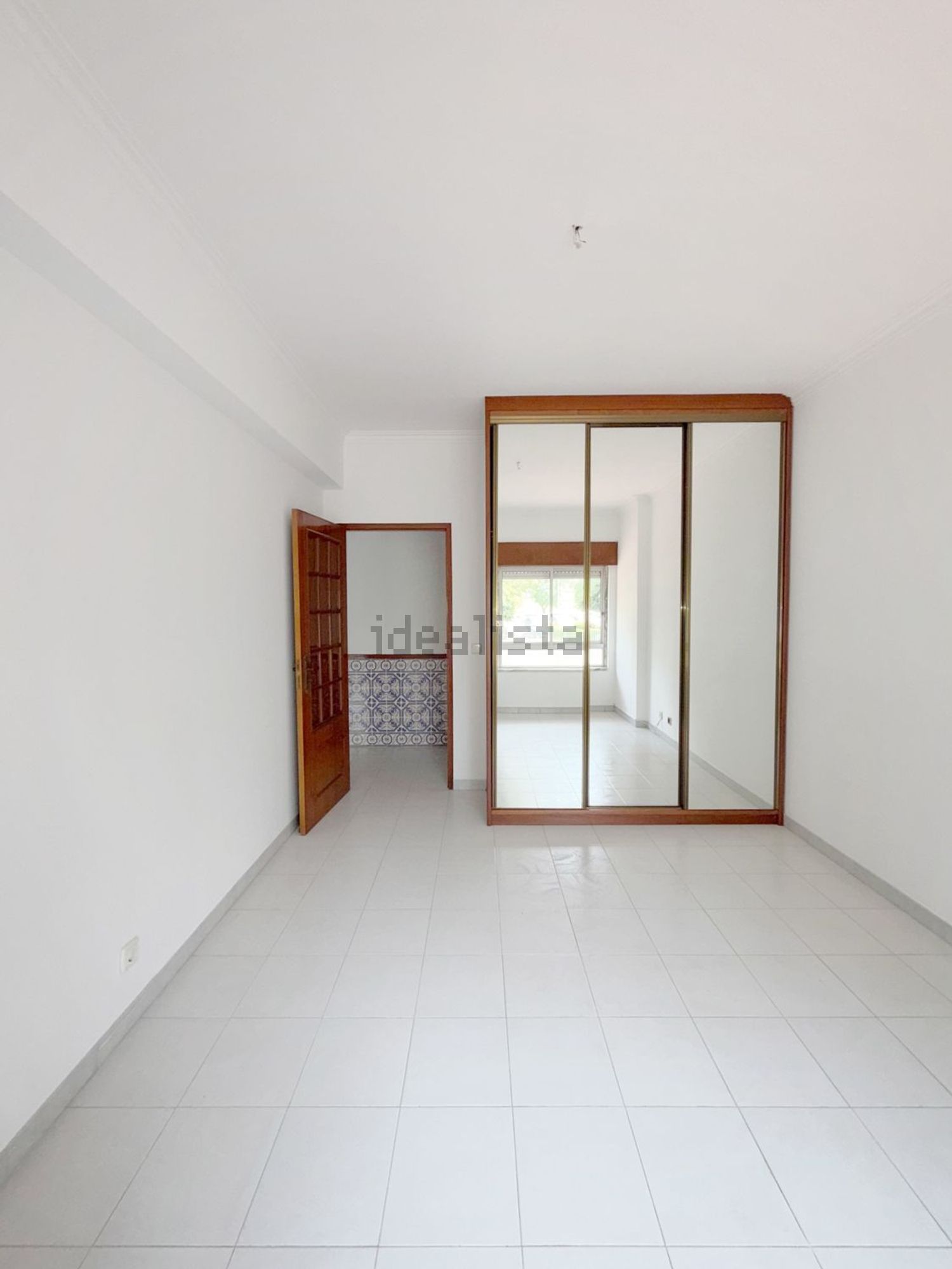 公寓 t1出售在Praceta General Norton de Matos, 4 - 卧室