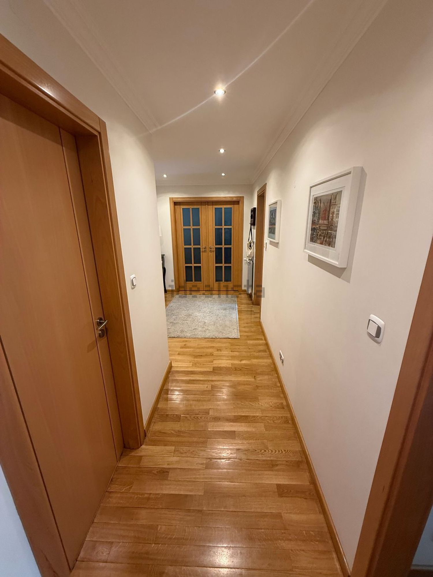 公寓 t2出售在Rua Henrique Manuel Ginja Cardoso, 1 b - 过道