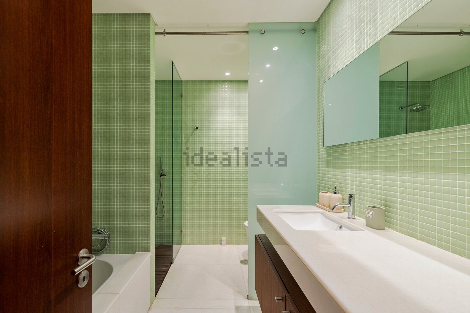 联排别墅出售在Rua dos rosmaninho s/n - 卫生间