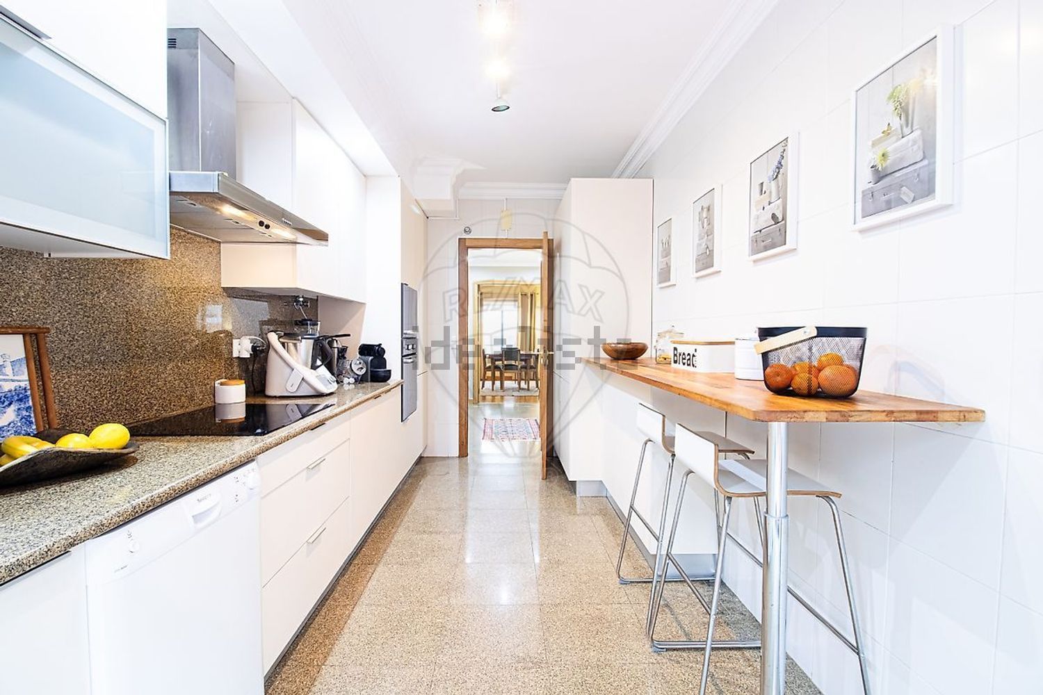 公寓 t3出售在Largo 5 de Outubro - 厨房