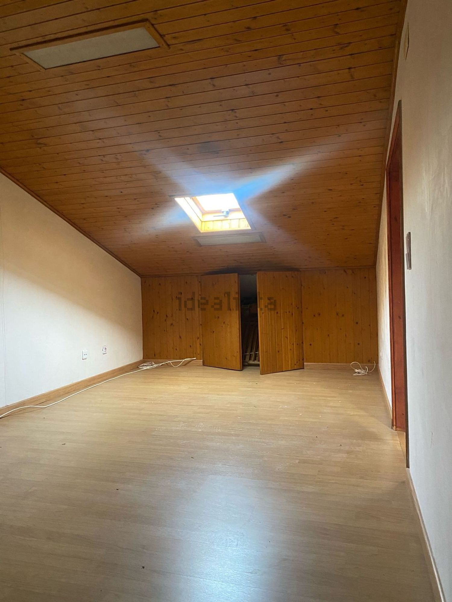 出租双拼别墅在Rua dos Carvalhos, 4 - 顶层公寓