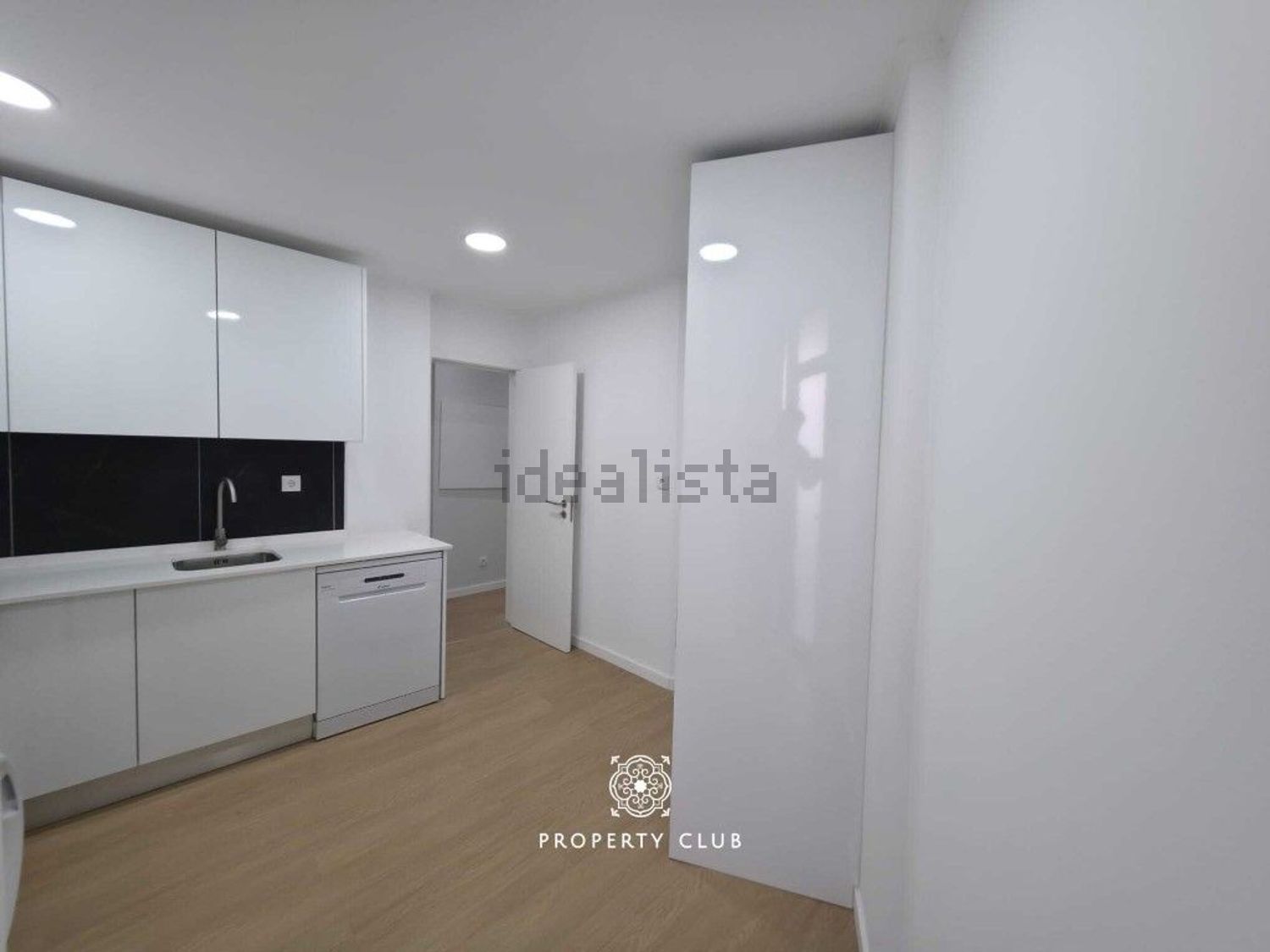 公寓 t2出售在Rua Doutor Guerra Junqueiro - 厨房