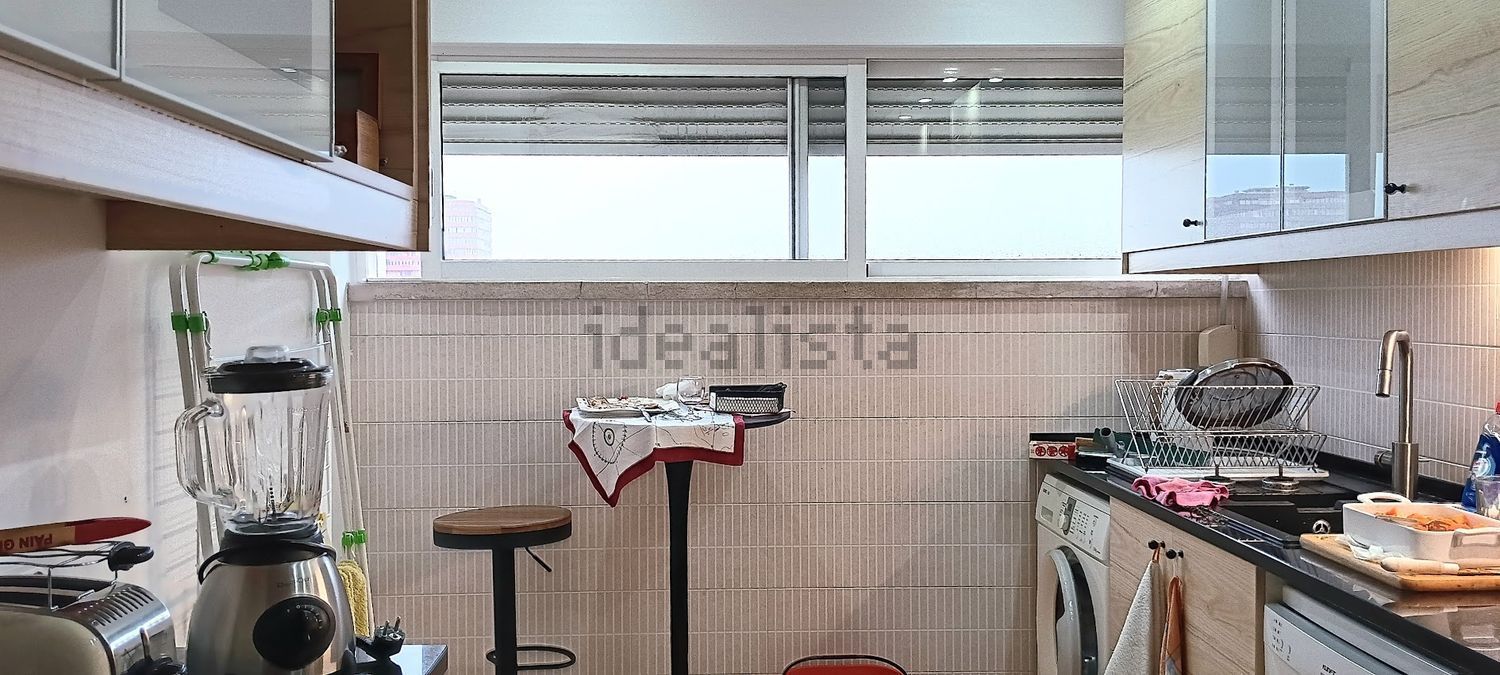 公寓 t3出售在Rua Doutor António José de Almeida, 9 - 厨房