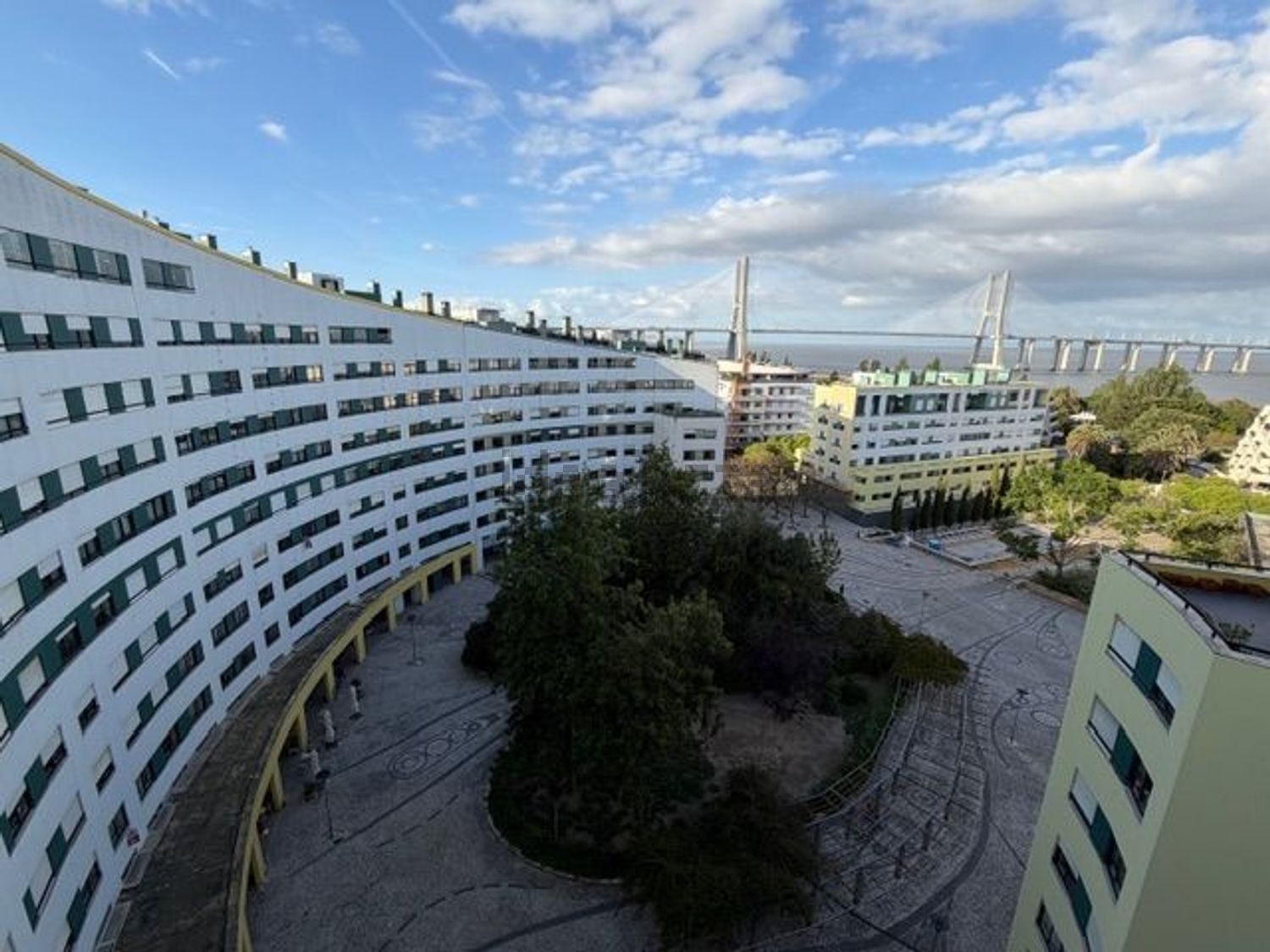 公寓 t4出售在Alameda dos Oceanos, 94 - 游泳池