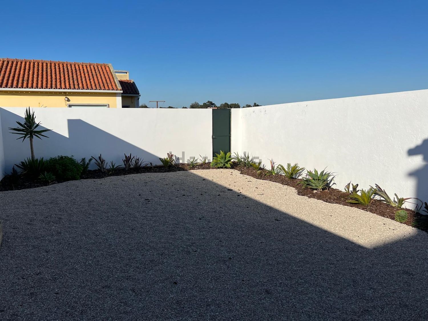 出租双拼别墅在Travessa Professor Victor Oliveira, 6 - 花园