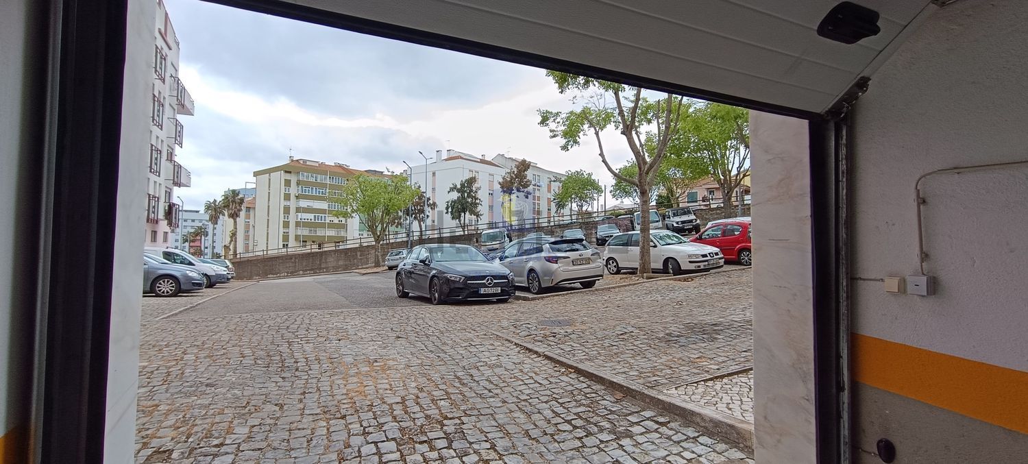 公寓 t2出售在Ramada e Caneças - 视线