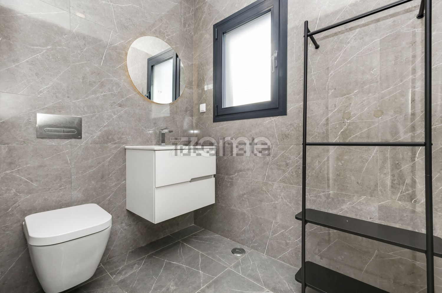 出租双拼别墅在Rua Portelas, 47 a - 卫生间