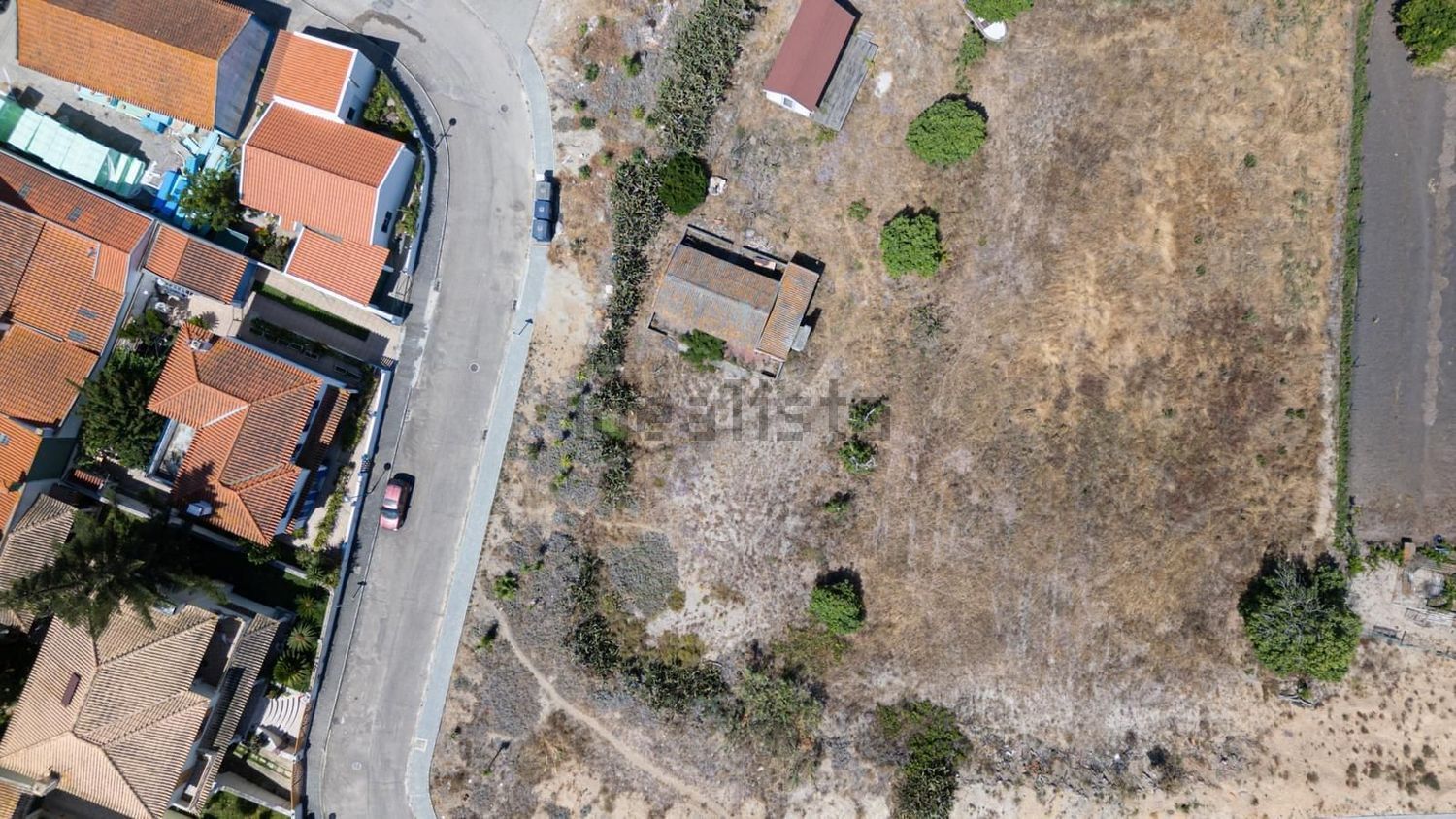 小楼房或独栋别墅出售在Estrada Sem Nome - 照片