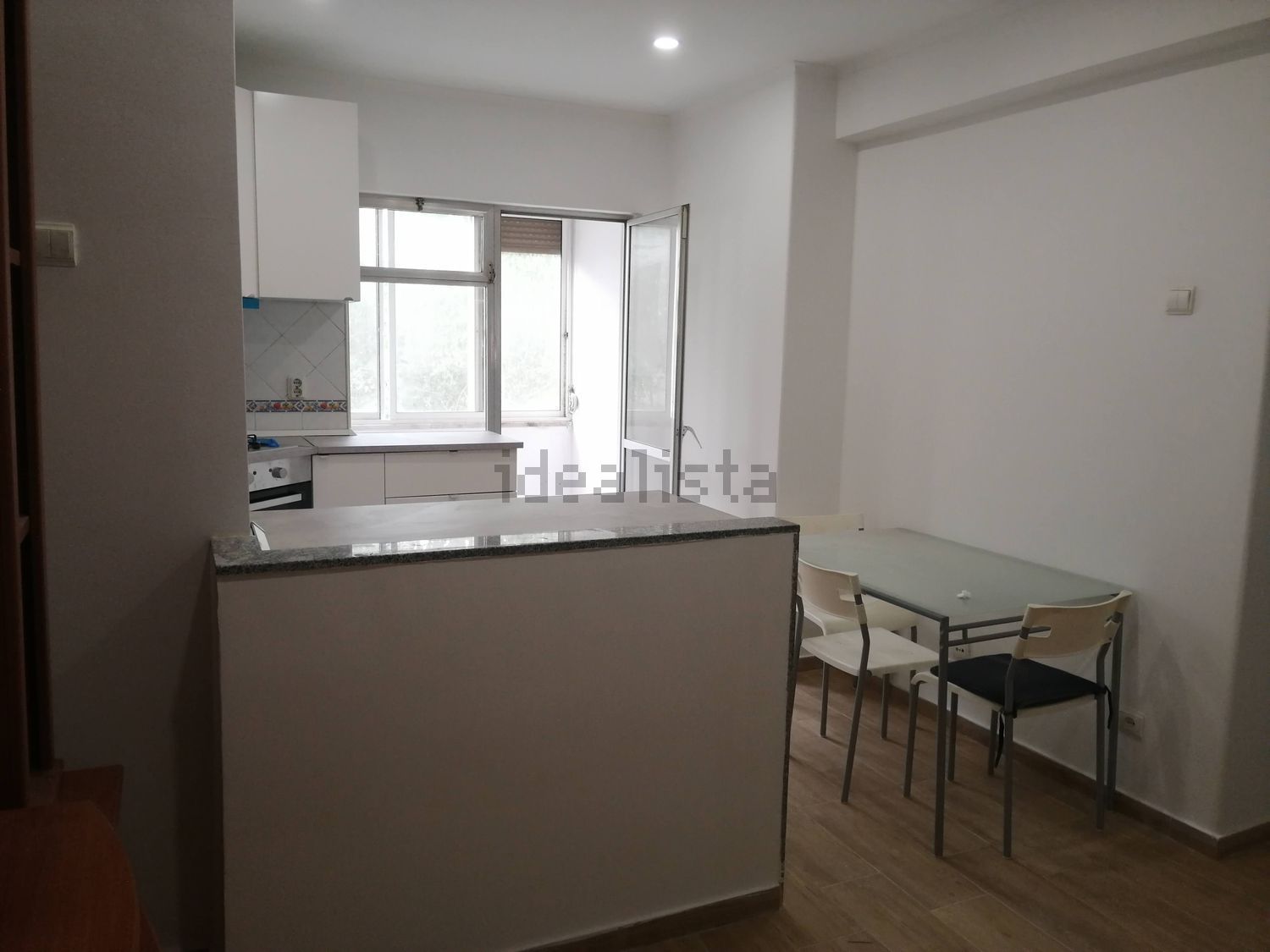 出租公寓 t1在Rua Correia Teles, 1 - 厨房