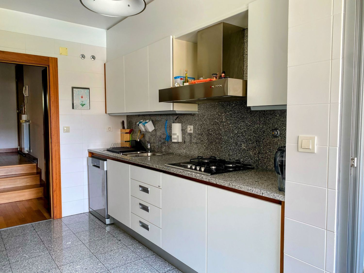 出租公寓 t2在Rua Melo Antunes, 4 - 厨房