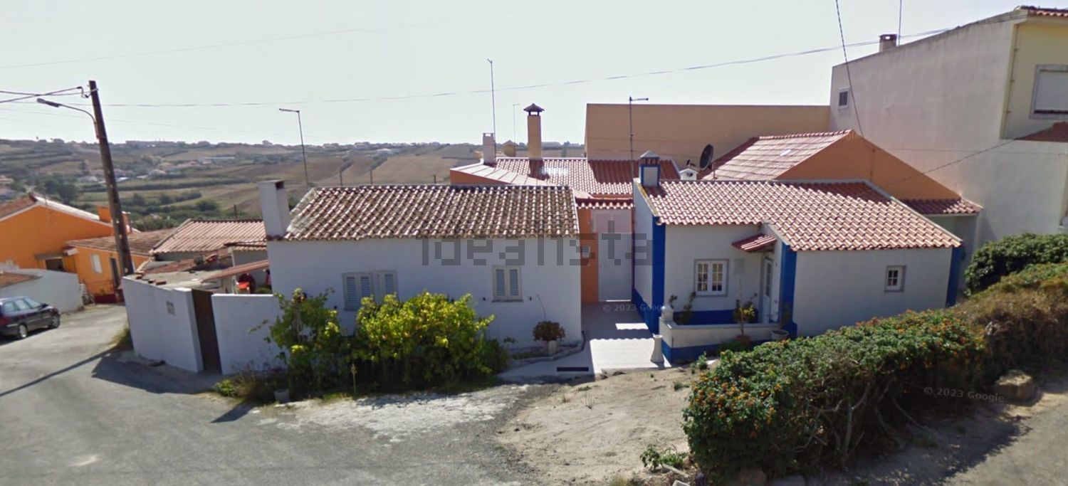 小楼房或独栋别墅出售在Rua dos Felicianos, 2 - 外立面