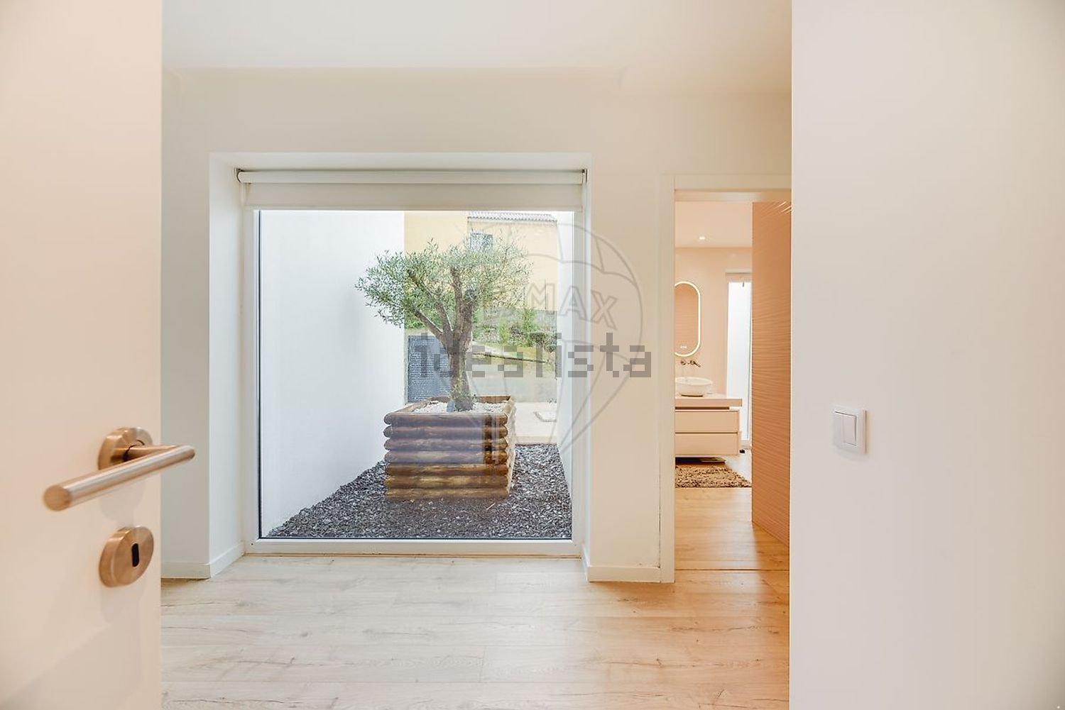 小楼房或独栋别墅出售在Rua Mato Moreira - 照片