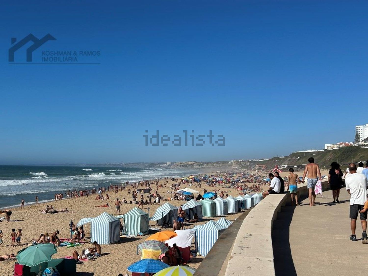 小楼房或独栋别墅出售在Centro - 视线