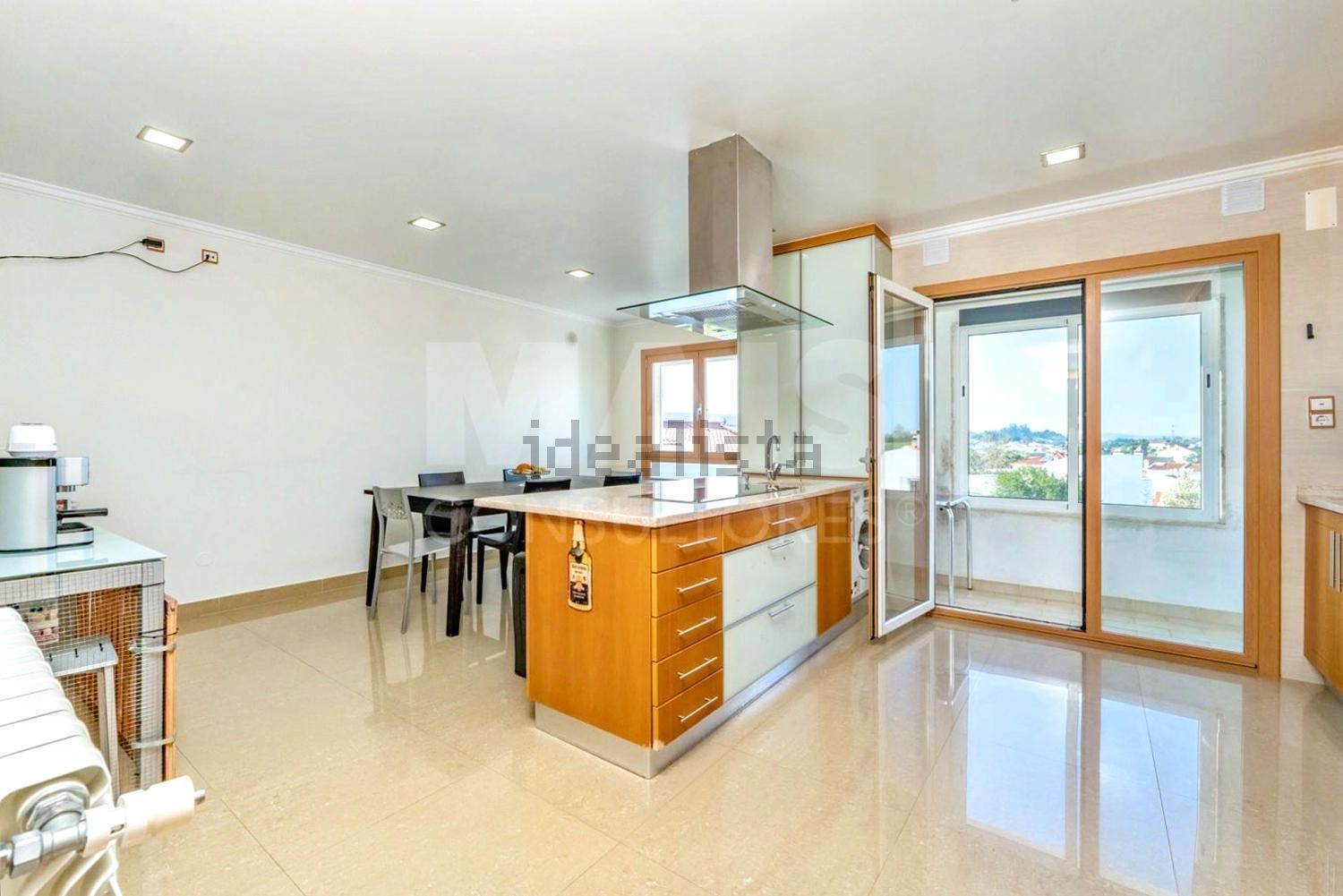 公寓 t4出售在Rua Alexandre Herculano - 厨房