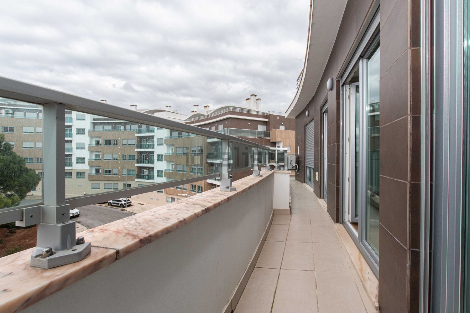 公寓 t2出售在Praça 1º de Maio, 4 - 阳台