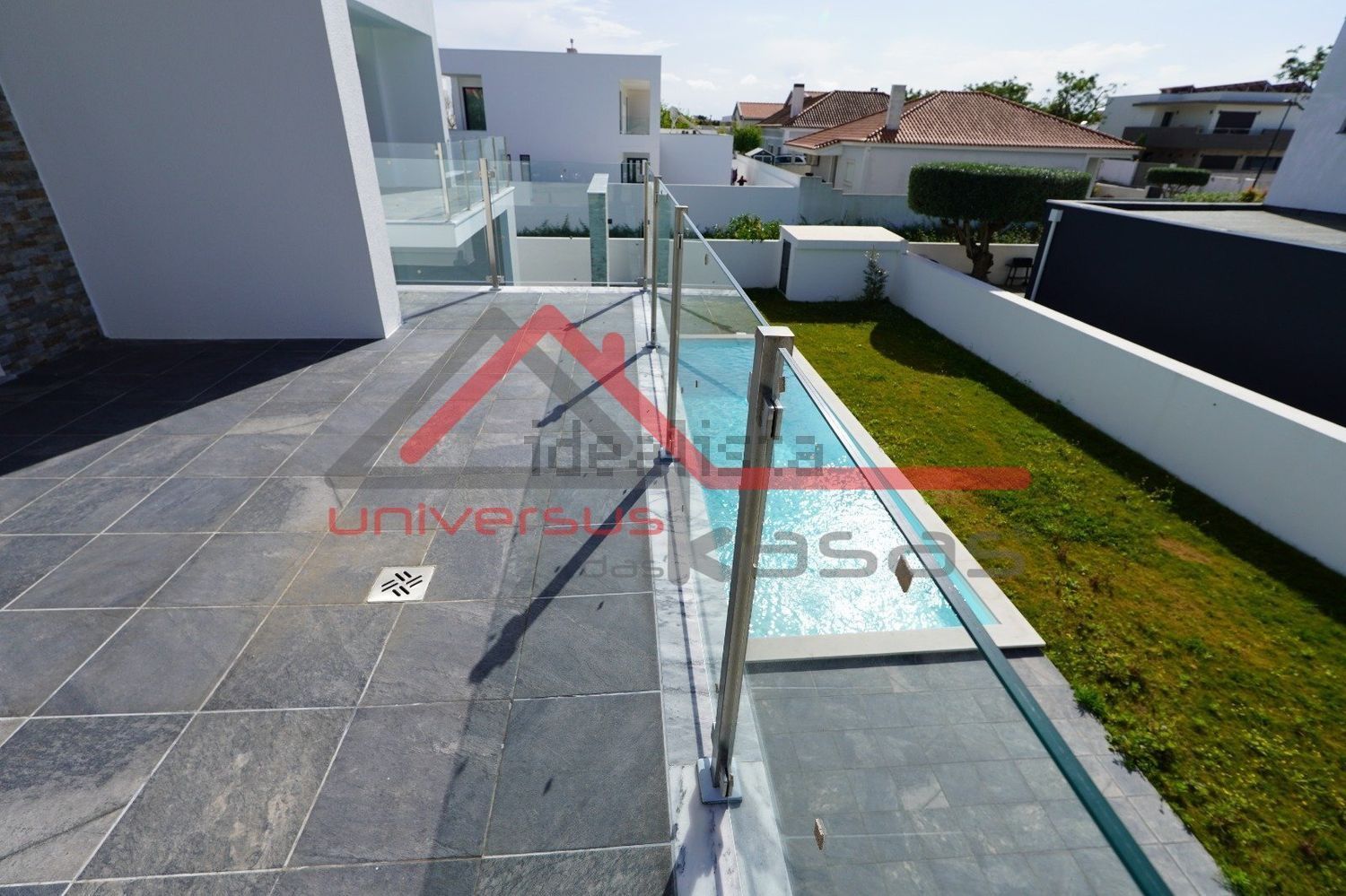 小楼房或独栋别墅出售在Travessa Joaquim Fernandes Chula - 照片