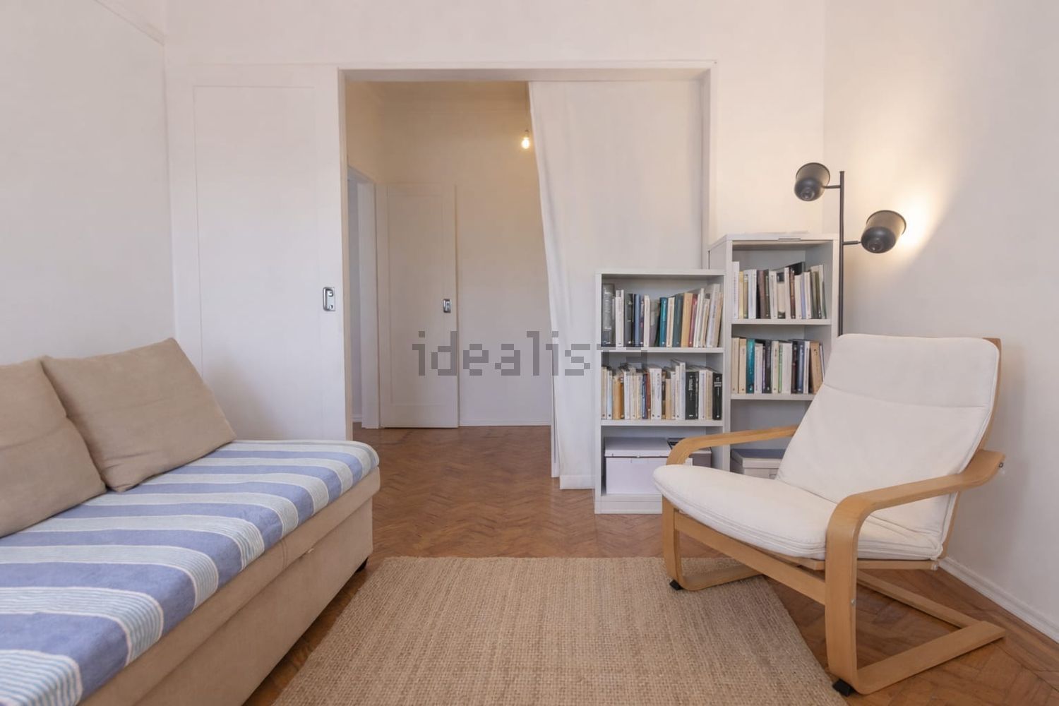 公寓 t2出售在Rua 20 de Abril, 31 - 卧室