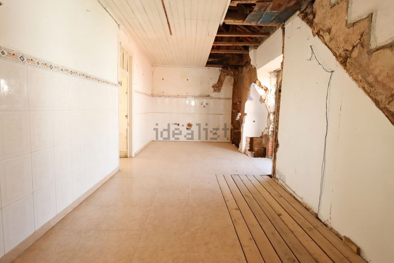 小楼房或独栋别墅出售在Rua do Pocinho - 厨房