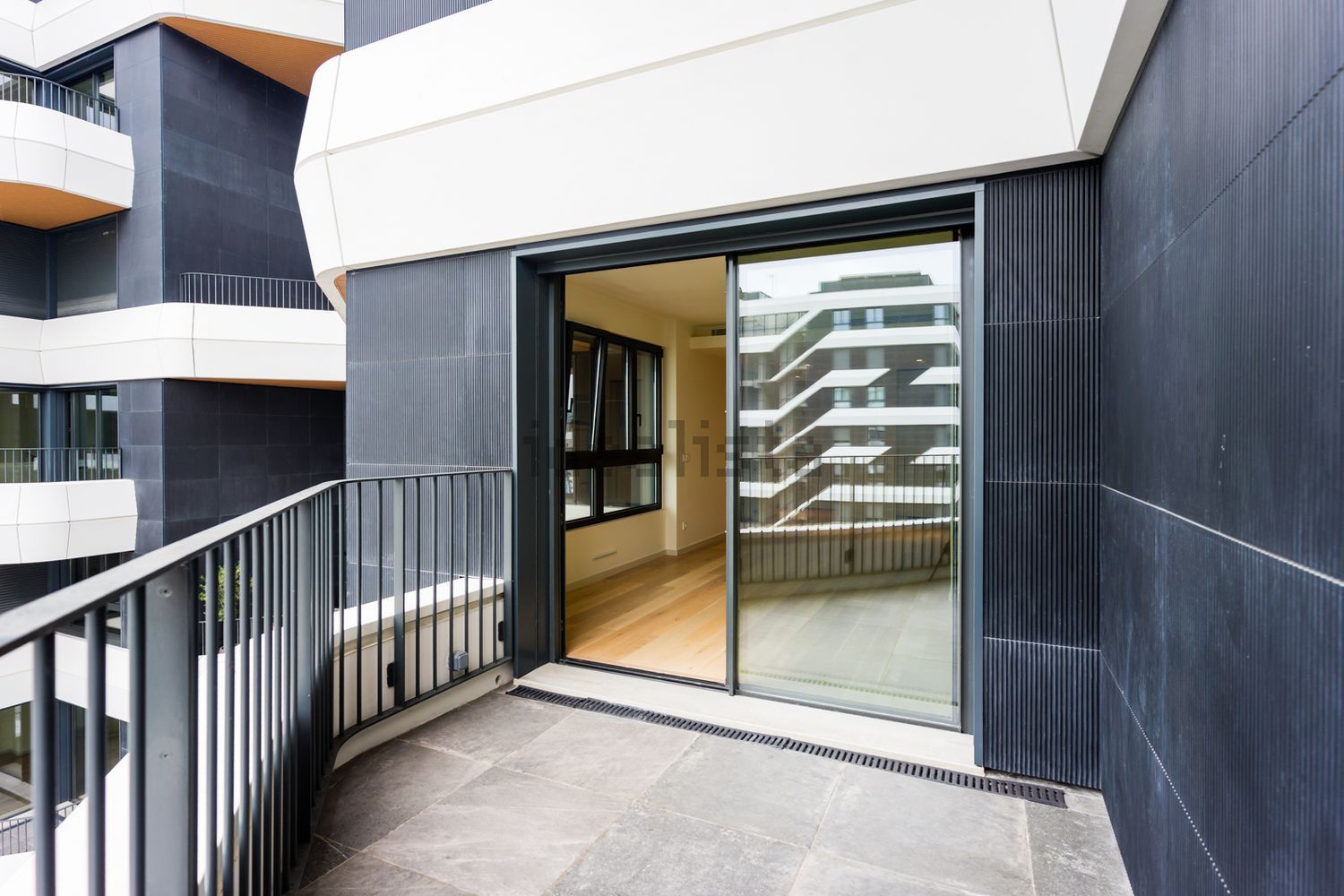 出租公寓 t1在Rua Mário Botas - 露台