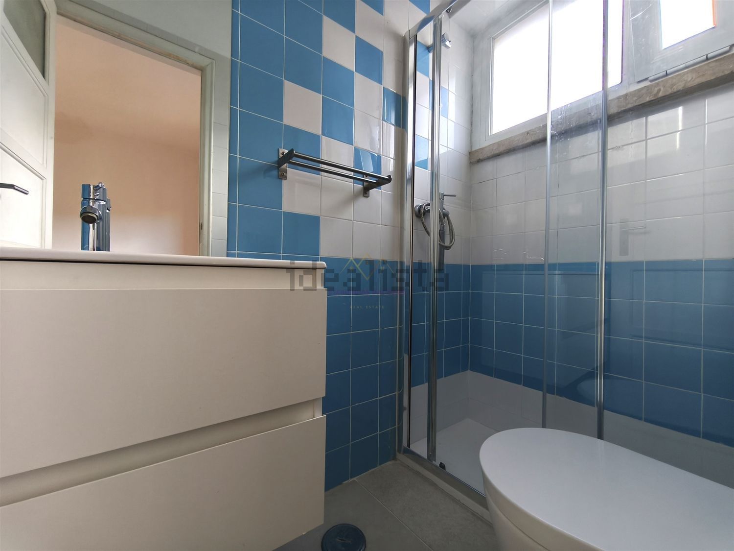 出租公寓 t3在Rua do Vale de Santo António s/n - 卫生间