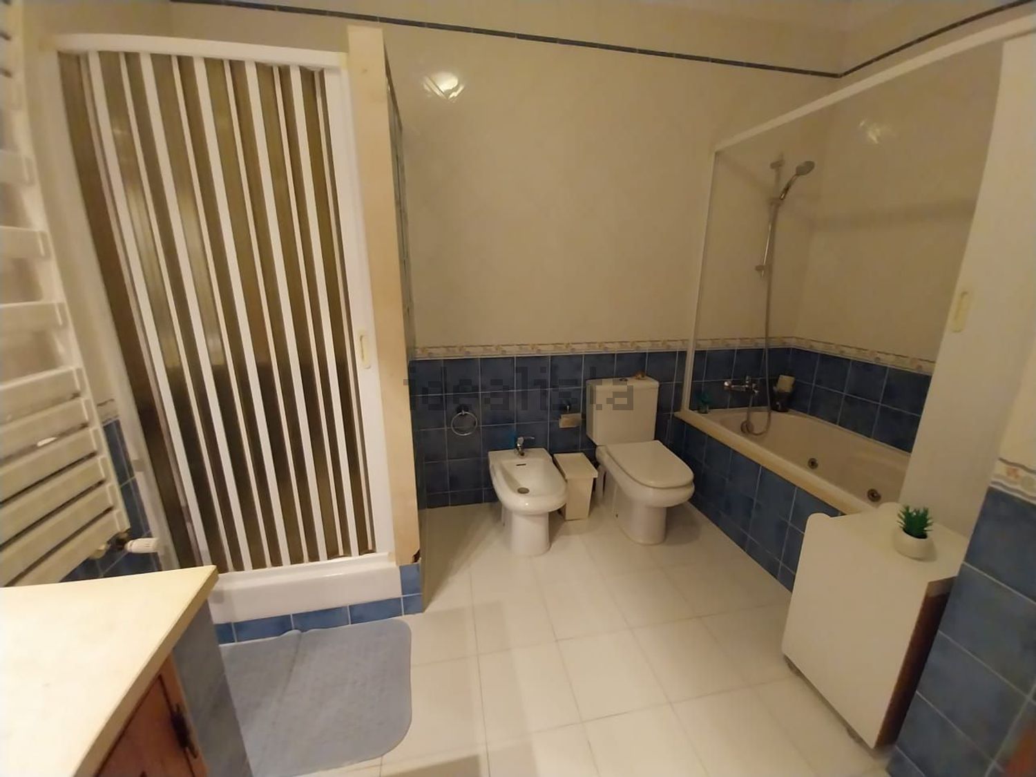 出租房间在Rua da Igreja Matriz, 2950 -422 - 卫生间